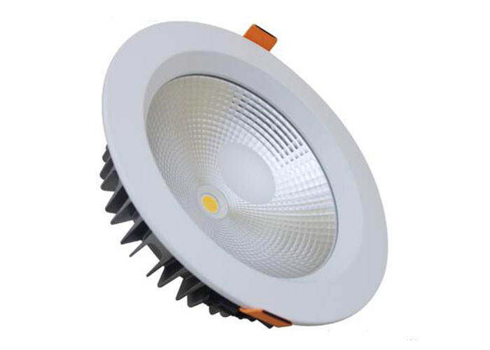 IP44 Led Bathroom Downlights 100lm/w COB CREE with 120 degree Beam Angle
