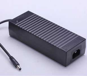 12V 5a AC DC Power Adapter Level 5 For CCTVs / Notebook 100 ~ 240v Input