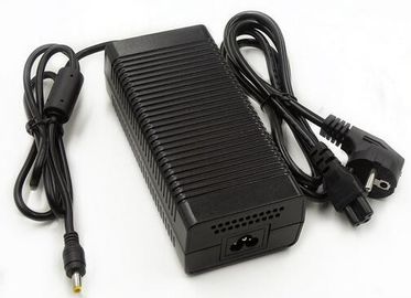 12V 5a AC DC Power Adapter Level 5 For CCTVs / Notebook 100 ~ 240v Input